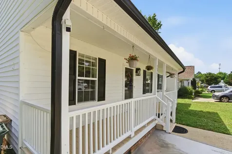 1265 Grovewood Drive Clayton NC 27520