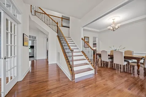 8512 Broderick Place Cary NC 27519