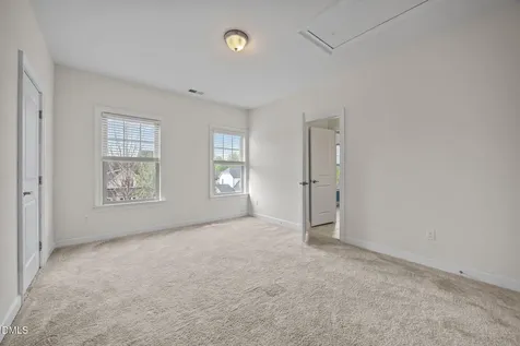 8512 Broderick Place Cary NC 27519