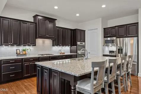 8512 Broderick Place Cary NC 27519