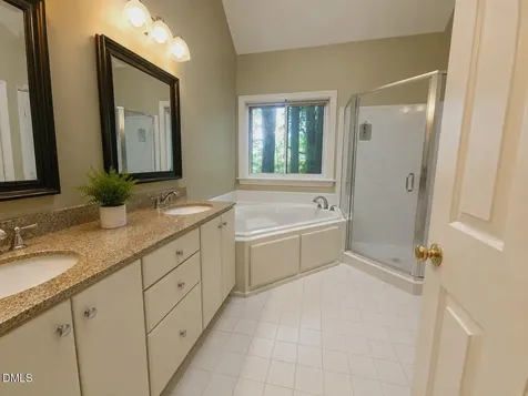 1003 Inglenook Place Apex NC 27502