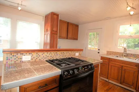 8709 Chapel Hill Road Cary NC 27513