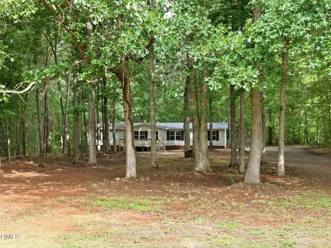 3593 Crosswinds Drive Stem NC 27581