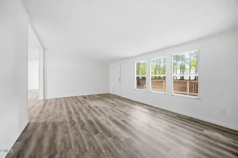 3593 Crosswinds Drive Stem NC 27581