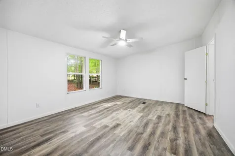 3593 Crosswinds Drive Stem NC 27581
