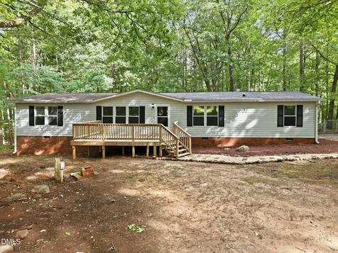 3593 Crosswinds Drive Stem NC 27581