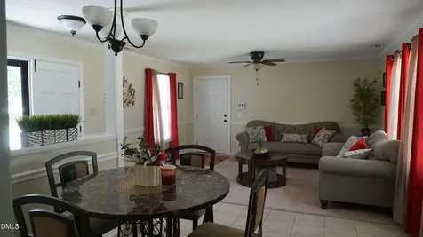 206 White Oak Road Goldsboro NC 27534