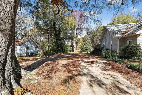 2711-A Ashe Street Durham NC 27703