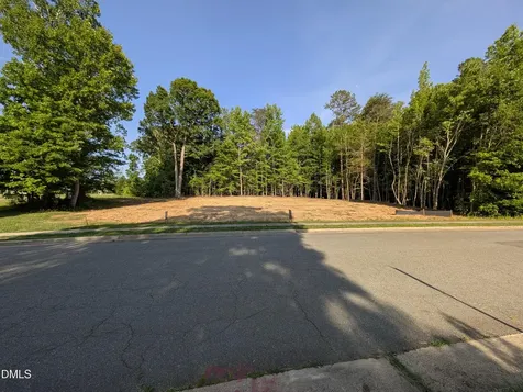 485 W Lake Trail Mebane NC 27302