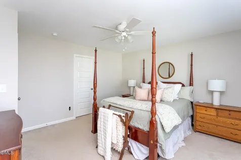 822 Richmont Grove Lane Apex NC 27523