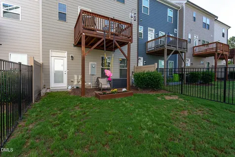 822 Richmont Grove Lane Apex NC 27523