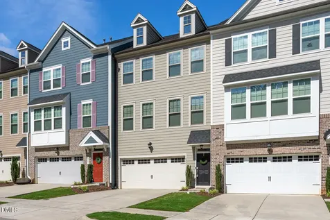 822 Richmont Grove Lane Apex NC 27523