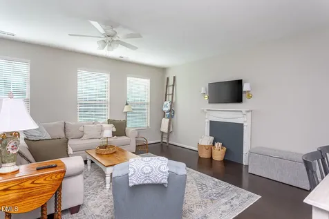 822 Richmont Grove Lane Apex NC 27523