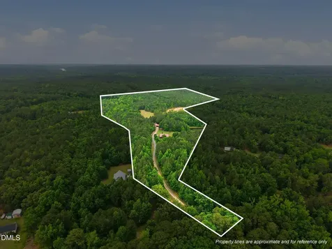 1656 Nc 42 Highway Moncure NC 27559