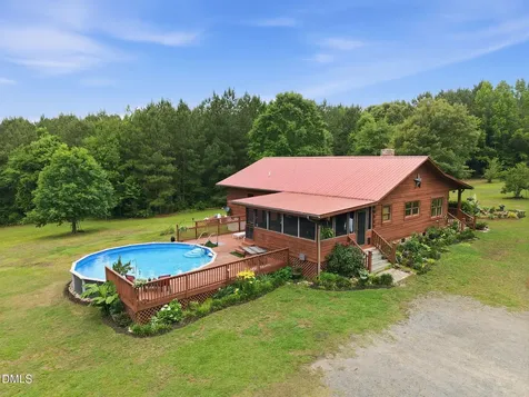 1656 Nc 42 Highway Moncure NC 27559