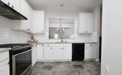 11 Suncrest Court Durham NC 27703