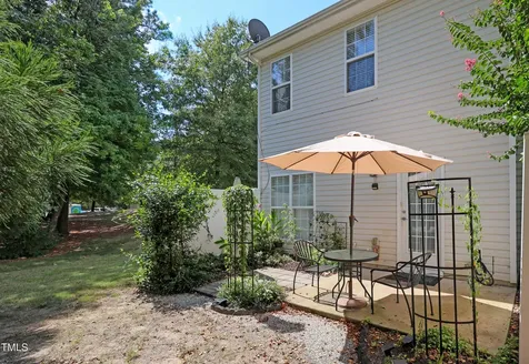 11 Suncrest Court Durham NC 27703