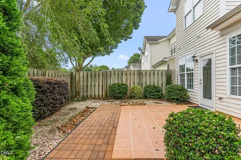 622 Oakfield Trail Mebane NC 27302
