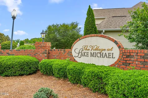 622 Oakfield Trail Mebane NC 27302