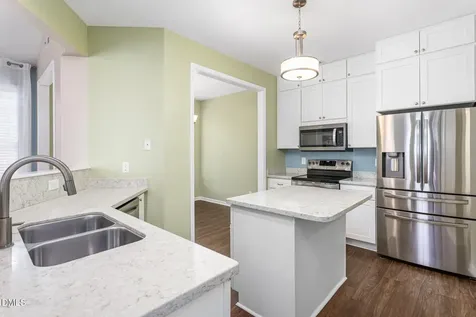 622 Oakfield Trail Mebane NC 27302