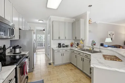 9105 Willow Valley Court Raleigh NC 27617