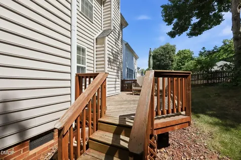 9105 Willow Valley Court Raleigh NC 27617
