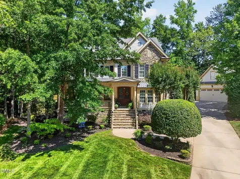49 Serenia Circle Clayton NC 27527