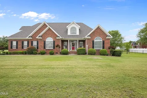 202 Halston Drive Pikeville NC 27863