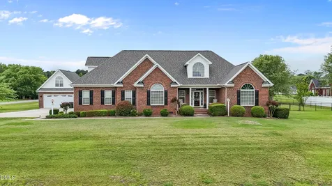 202 Halston Drive Pikeville NC 27863