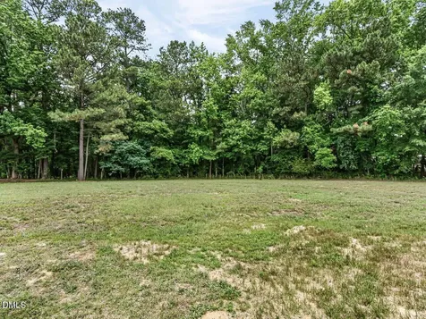 1111 Hunters Grande Trail Wendell NC 27591