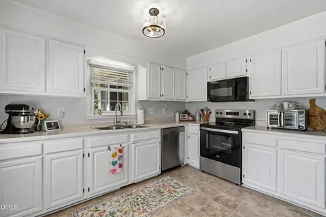2424 Mapleton Lane Raleigh NC 27613