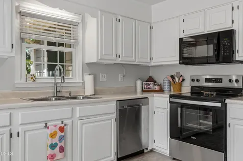 2424 Mapleton Lane Raleigh NC 27613