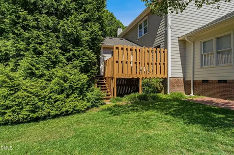 2424 Mapleton Lane Raleigh NC 27613