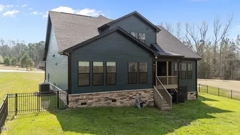 742 Lake Magnolia Way Smithfield NC 27577