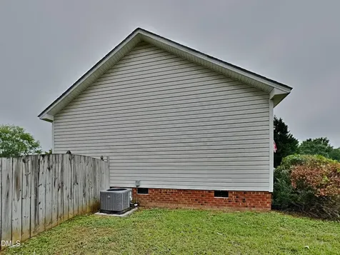 109 Impressive Lane Clayton NC 27520