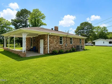 104 W Crestview Drive Smithfield NC 27577