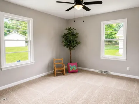 104 W Crestview Drive Smithfield NC 27577
