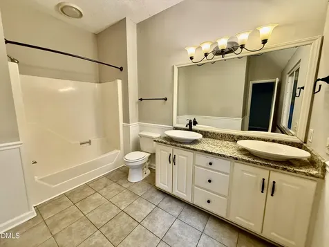 413 W Oak Avenue Wake Forest NC 27587