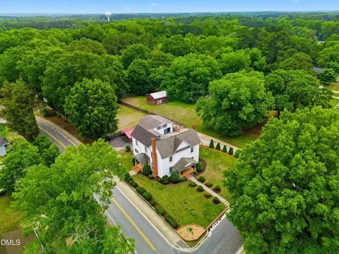 5 Lakewood Drive Wendell NC 27591