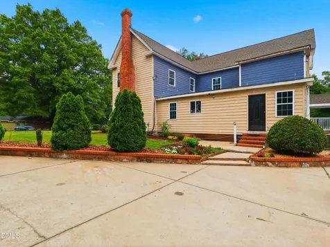 5 Lakewood Drive Wendell NC 27591