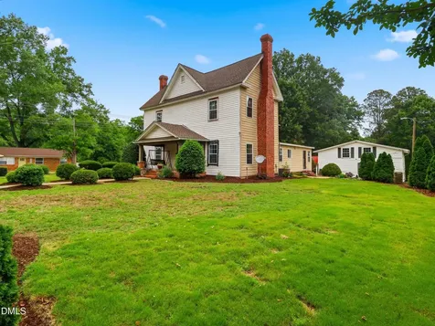 5 Lakewood Drive Wendell NC 27591