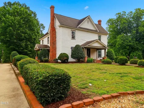 5 Lakewood Drive Wendell NC 27591