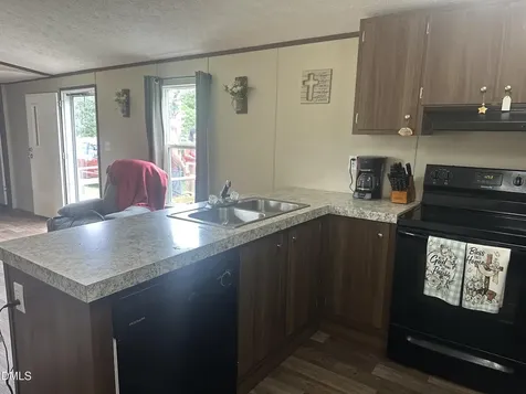 30 Fredrick Road Clinton NC 28328