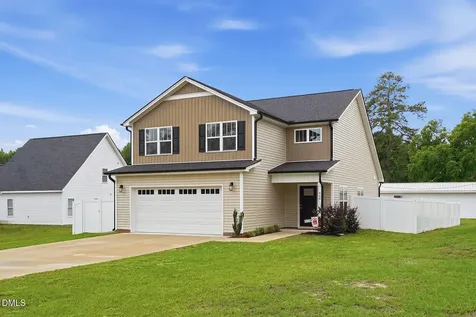 248 S Baker Street Four Oaks NC 27524