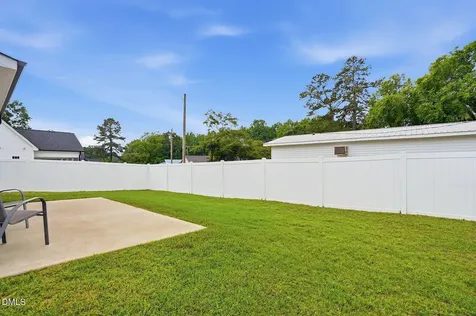 248 S Baker Street Four Oaks NC 27524