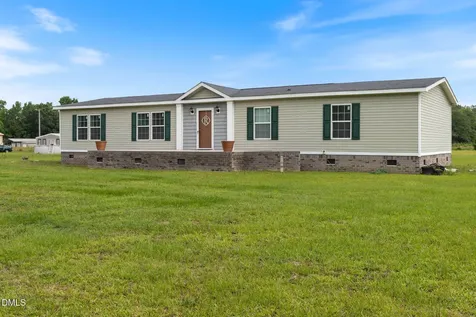 33 Chadburn Road Lumberton NC 28360