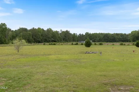 33 Chadburn Road Lumberton NC 28360