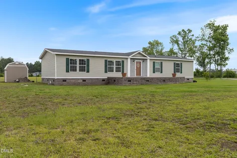 33 Chadburn Road Lumberton NC 28360