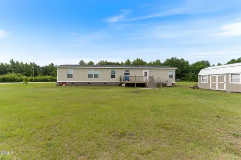 33 Chadburn Road Lumberton NC 28360