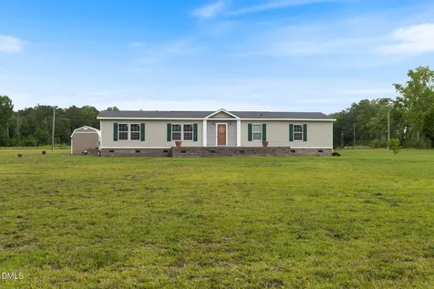 33 Chadburn Road Lumberton NC 28360